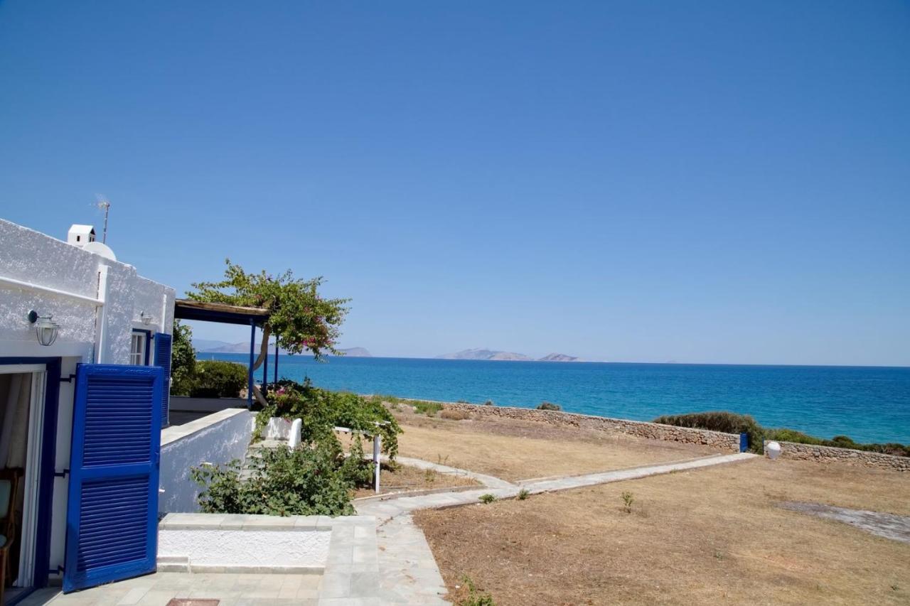 Aroura Homes 4Br Beachfront Villa Spétses Exteriér fotografie