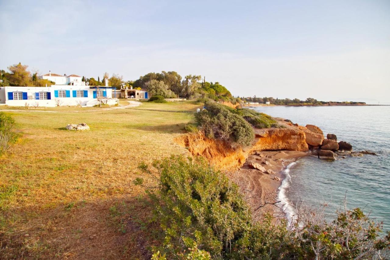 Aroura Homes 4Br Beachfront Villa Spétses Exteriér fotografie