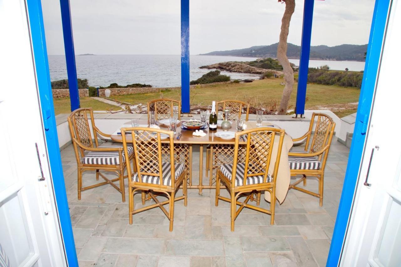 Aroura Homes 4Br Beachfront Villa Spétses Exteriér fotografie
